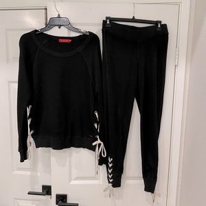 N: Philanthropy lace up lounge set